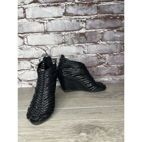 JEFFREY CAMPBELL Ibiza Last Strappy Open Toe Wedge Heel Black Leather Size 5M US - Picture 7 of 16